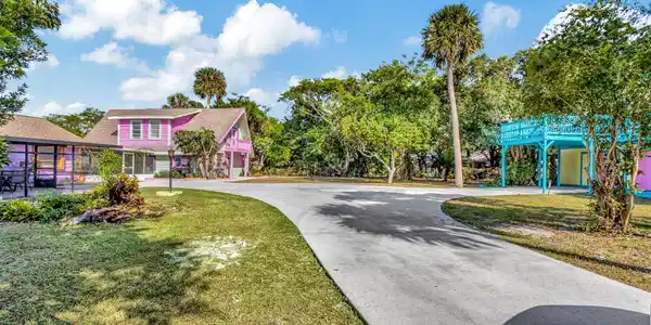 8225 S Indian River Drive