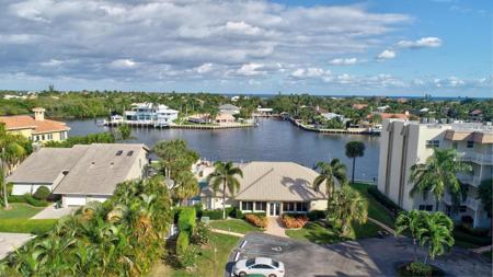 624 Snug Harbor Drive