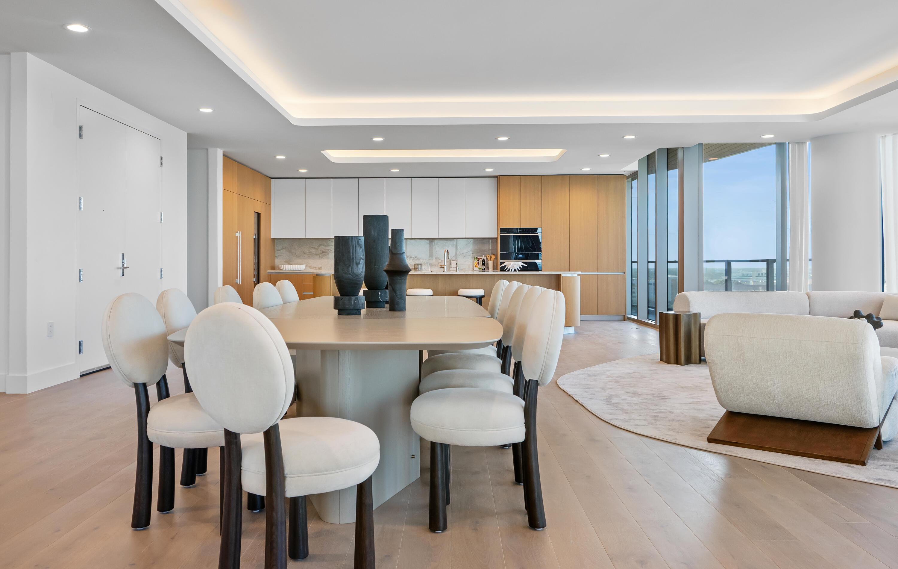Image 3: Kitchen/Dining Are