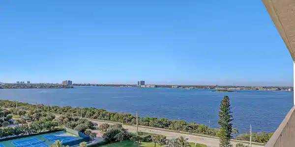 Image 2: Intercoastal