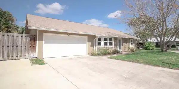 2421 SW 15th Terrace