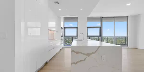 Image 3: kitchen side view