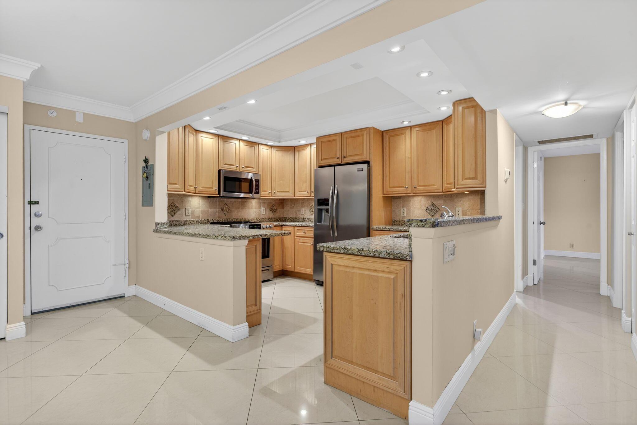 Image 2: 10-web-or-mls-405-8134