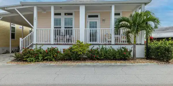 151 NE Buoy Drive