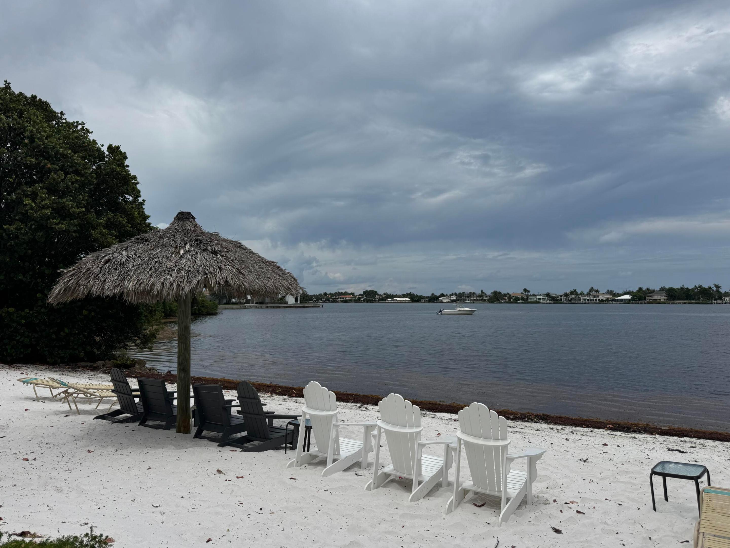 Image 1: BEACH