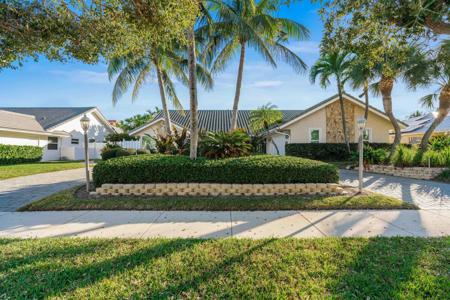 126 Anchorage Drive S