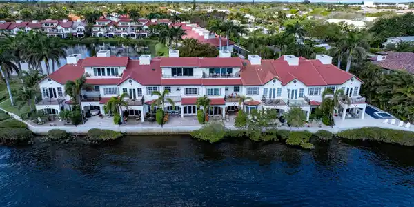 1583 Estuary Trail