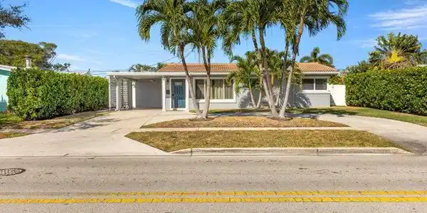 921 SE 13th Court
