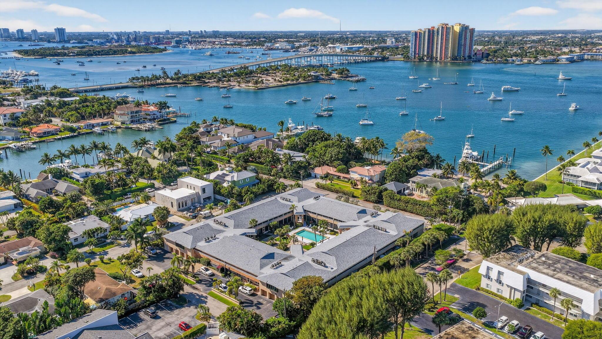 Image 3: Coveted location on Singer Island
