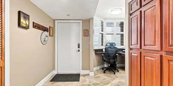 Image 2: Interior Entry