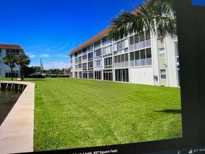 2936 Lake Shore Drive