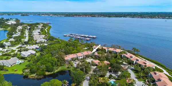 Image 3: 2516 NW Seagrass Drive Unit 8B-3