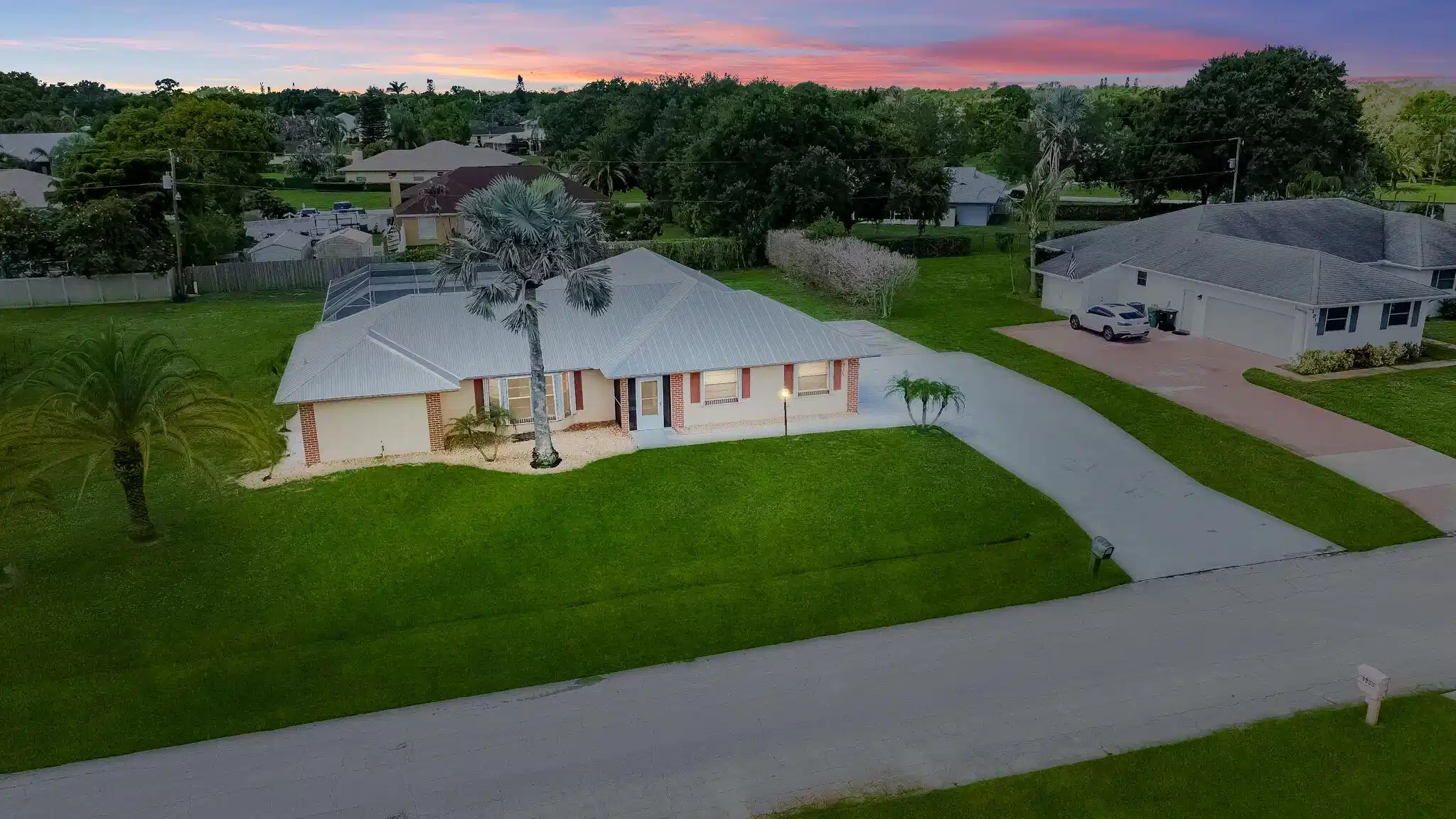 Image 1: DUSK FRONT