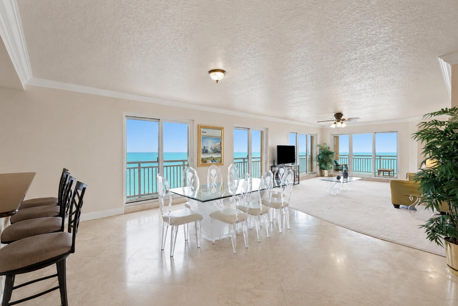 Image 4: Dining-Living