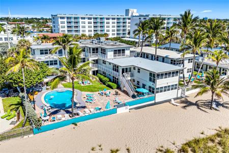4520 El Mar Dr