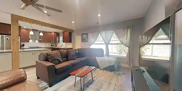 480 SE 15th Avenue