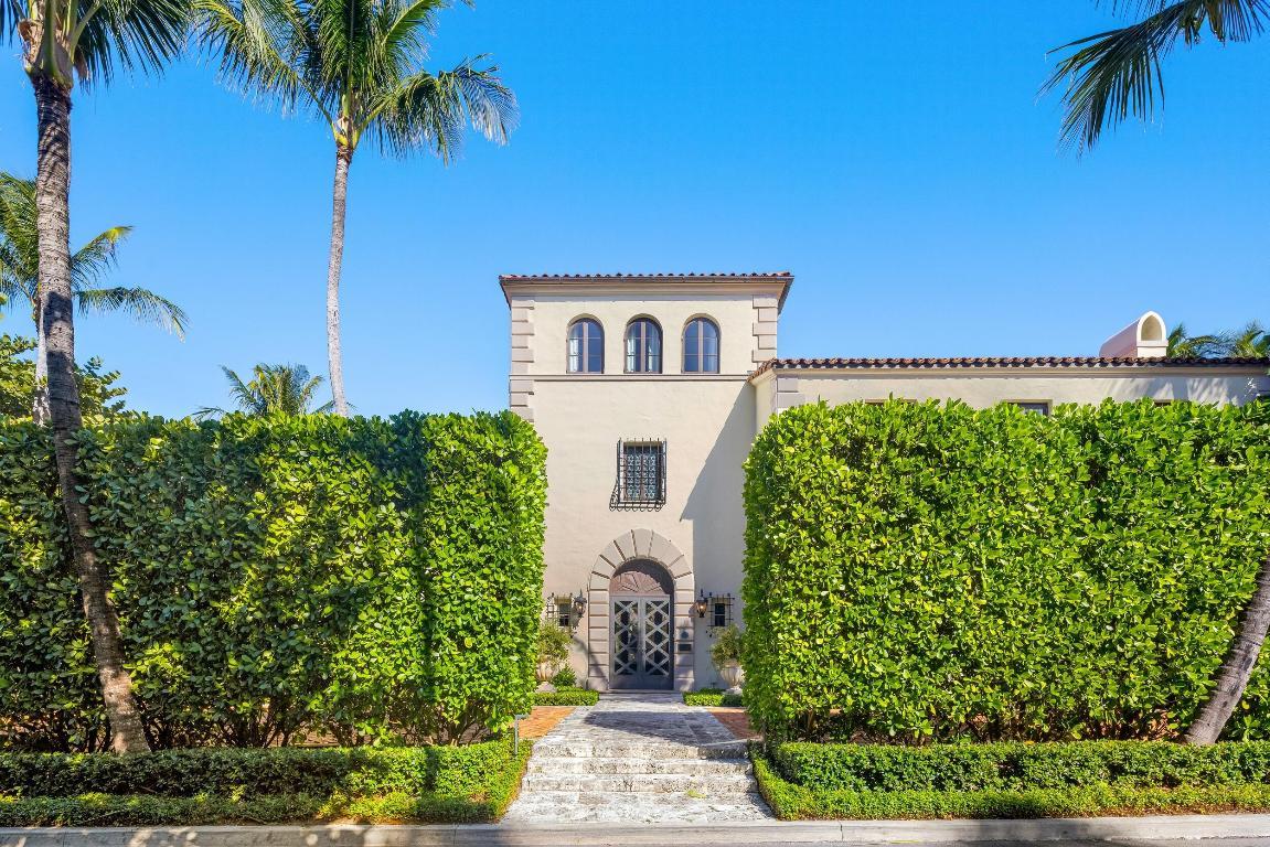 Image 2: Front Entrance