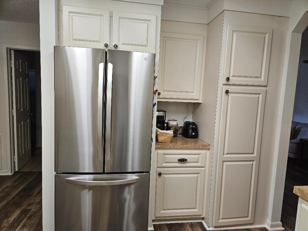 Image 4: kitchen2