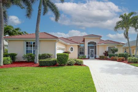 1807 SE Killean Court