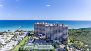 700 Ocean Royale Way