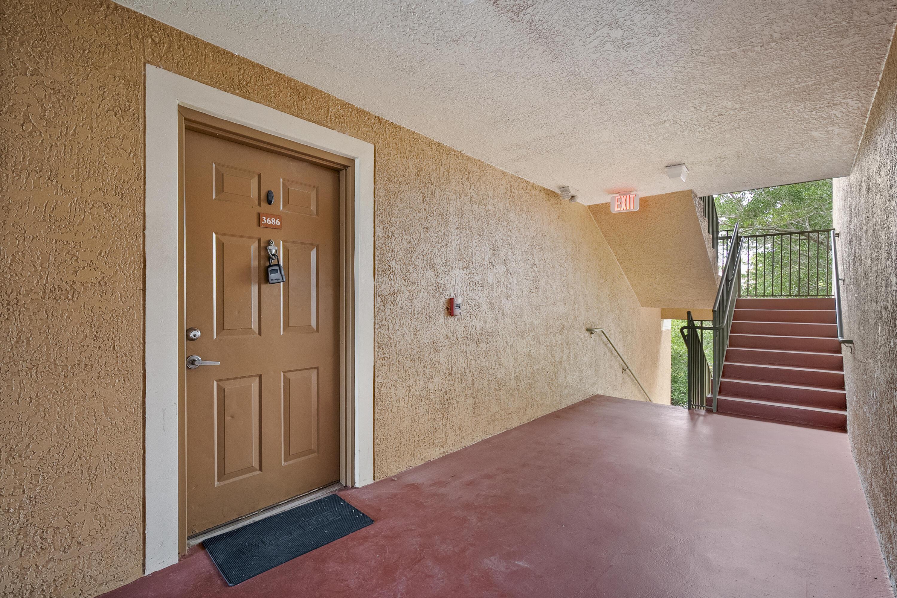 Image 3: DSC02153