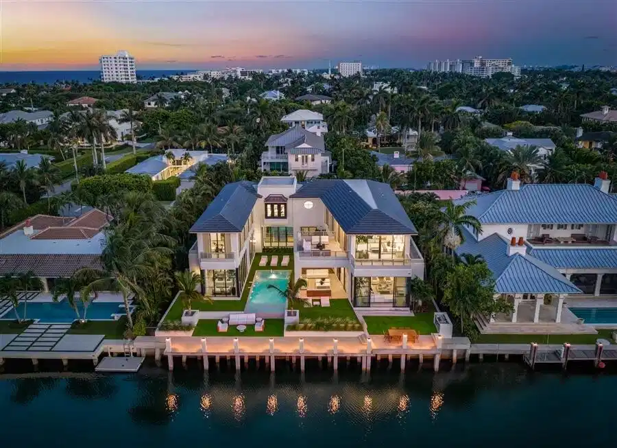 Image 1: dash_1117 Beach Drive Aerial2