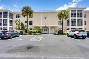 300 N Highway A1a