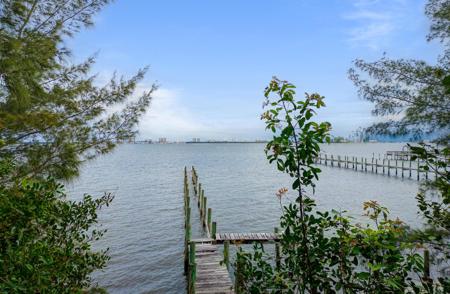 13179 S Indian River Drive