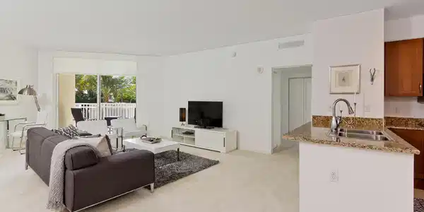 Image 4: 02_Livingroom1
