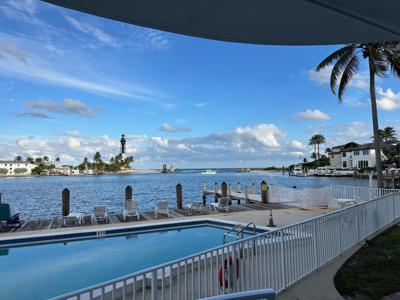 2508 Bay Drive