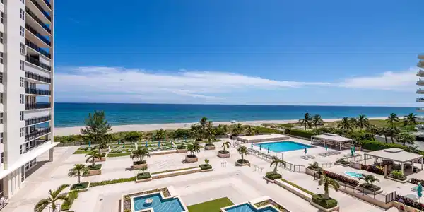 2000 S Ocean Boulevard