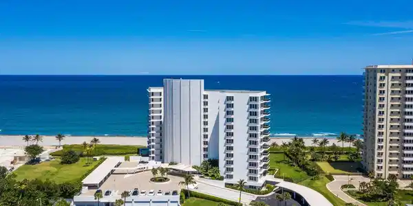 700 S Ocean Boulevard