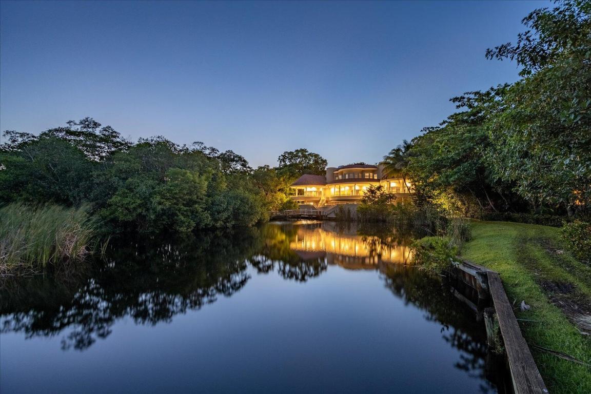 Image 1: 119-DSC_2326-HDR