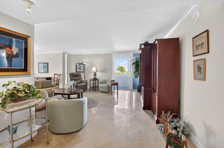 2200 S Ocean Boulevard