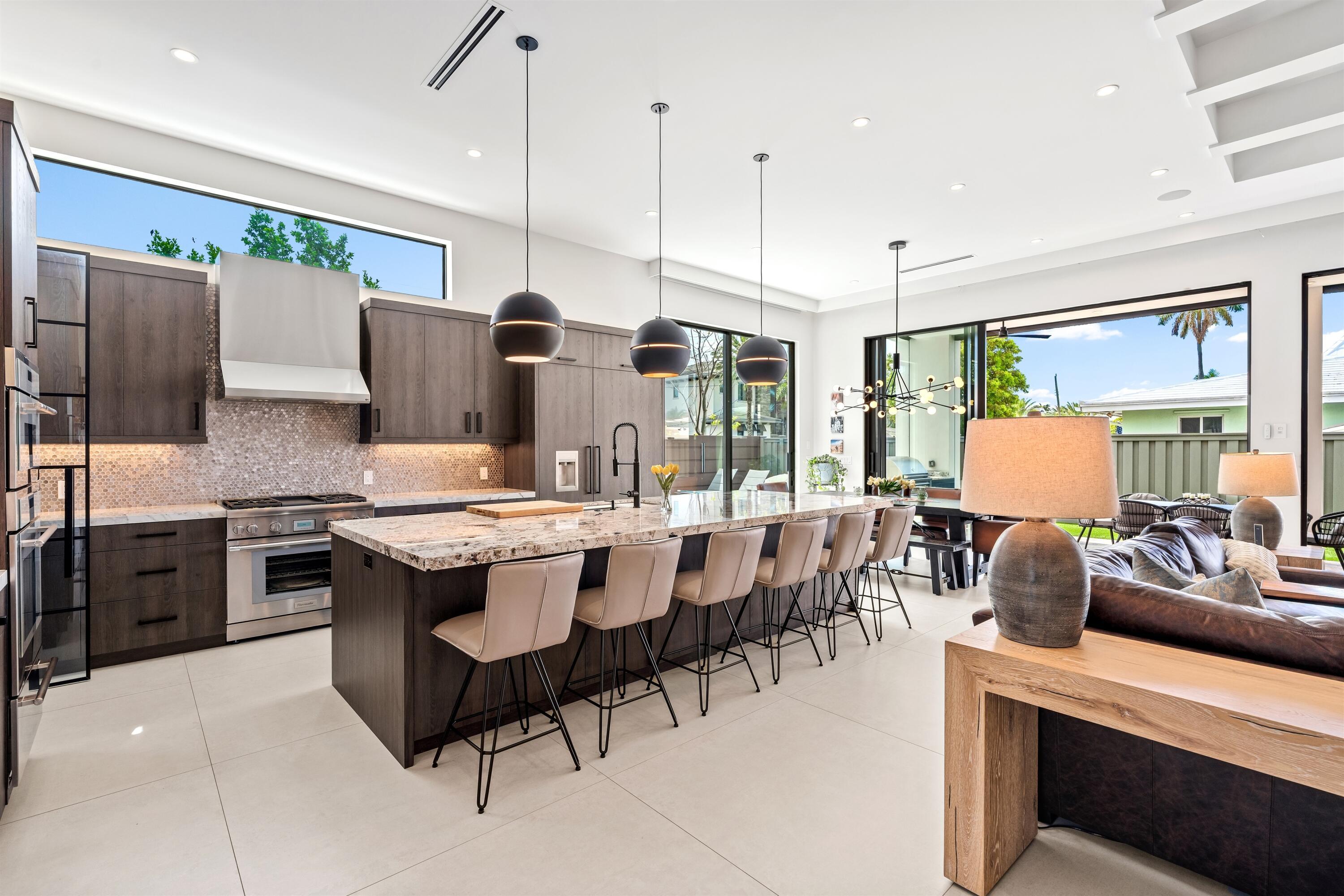 Image 3: KITCHEN_RIGHT_ANGLE_DT