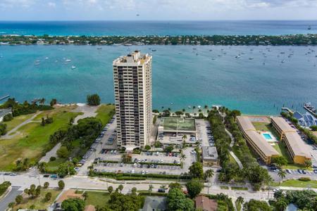 5600 N Flagler Drive