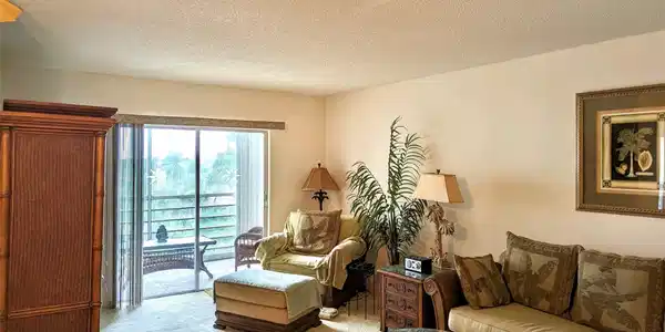 2731 NE 14th Street Cswy