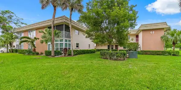 40 Vista Gardens Trail