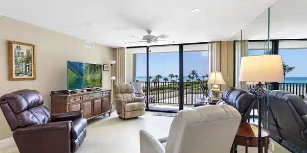 Image 3: Oceanview Living Room