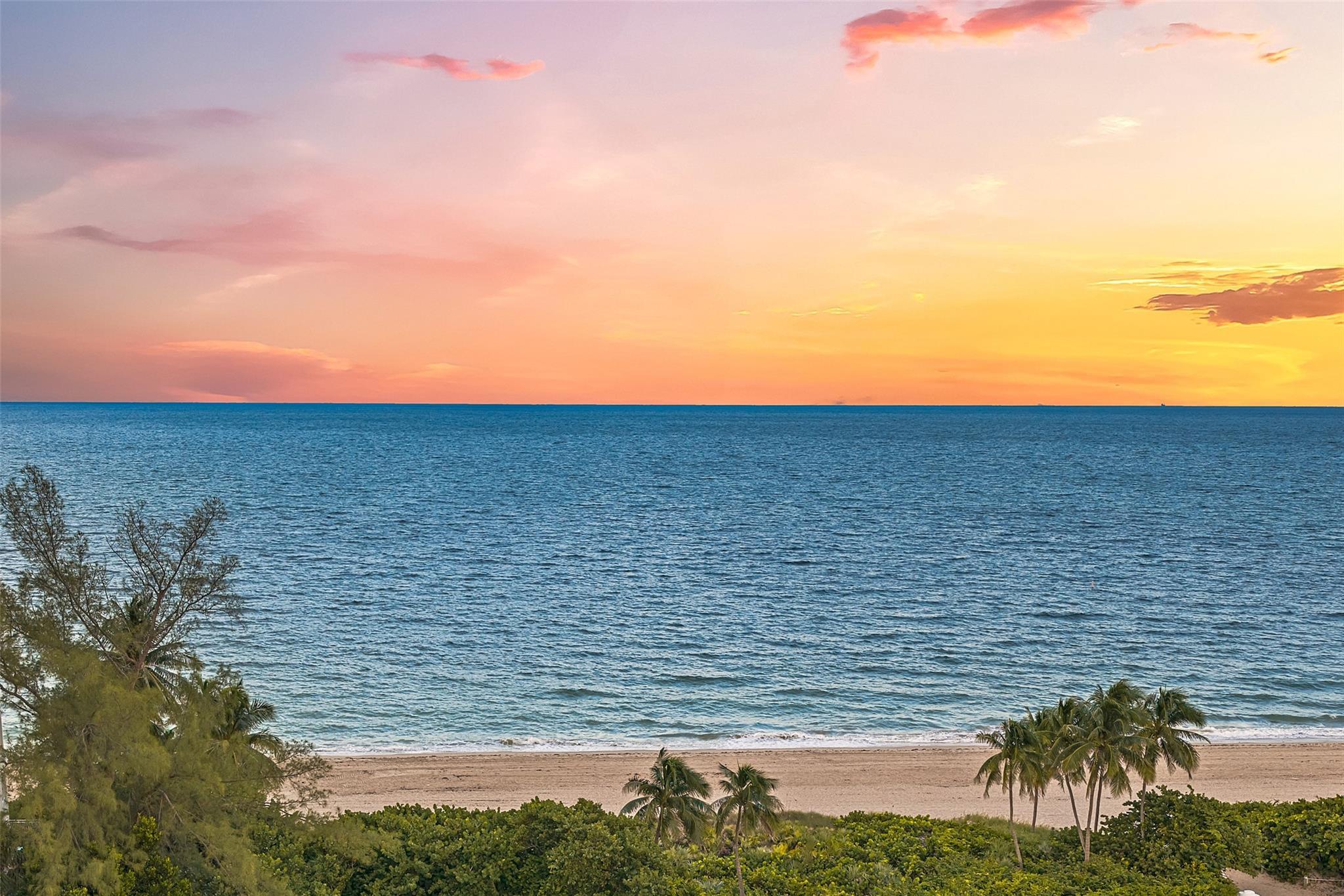 Image 3: Photo 1