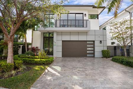 764 Lake Trail
