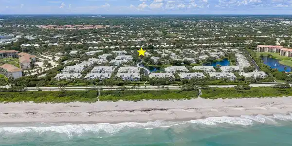 Image 2: Incredible East of US 1 Location