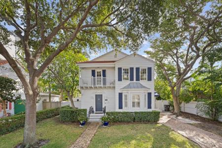 294 Queens Court