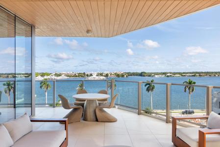 1333 S Flagler Drive