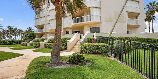 Image 4: 65-web-or-mls-5P1A9934