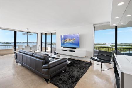 5550 N Ocean Drive