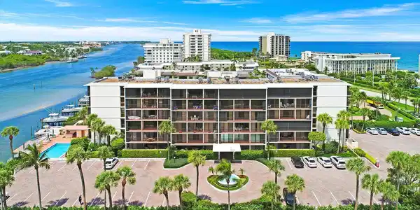 225 Beach Road