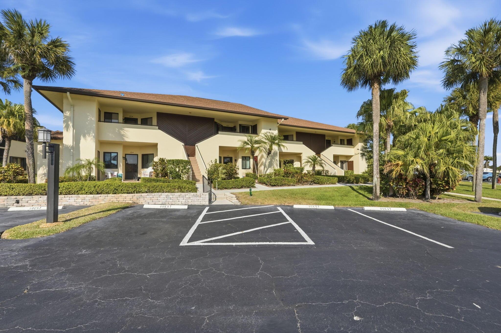 Image 2: 39-web-or-mls-6901_SE_Constitution_Blvd_