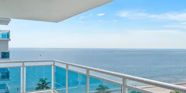 Image 2: 3430 Galt Ocean Dr apt 808_031
