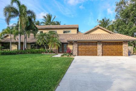 3611 SE Leonard Ln